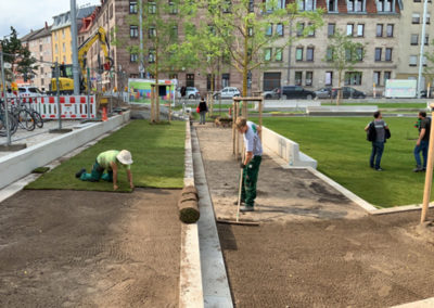 Rollrasen verlegen von Jung Garten- und Landschaftsbau