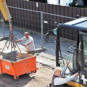 Lieferung von Steinplatten